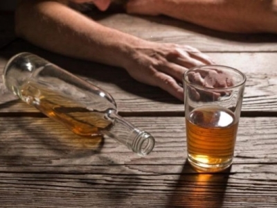 افزایش تعداد مسموم شدگان مشروبات الکلی در کرج به ۱۲۰ نفر