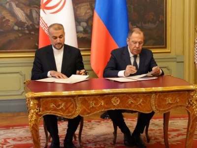 ایران و روسیه سند مقابله با تحریم‌ امضا کردند