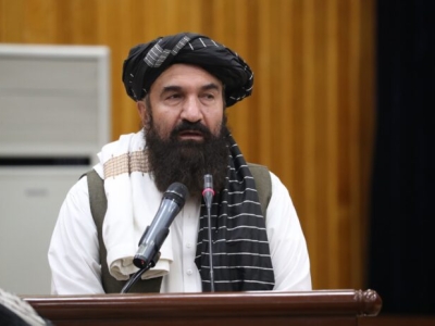 واکنش طالبان به شایعه حذف زبان فارسی در افغانستان