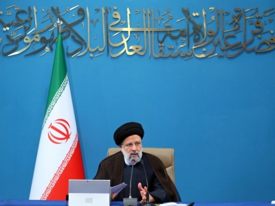 دشمن برای مقابله با ایران جنگ ترکیبی به کار گرفته است