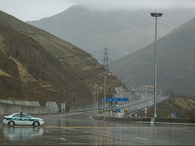 بارش باران در محورهای شمالی/ترافیک سنگین در آزادراه تهران- قم