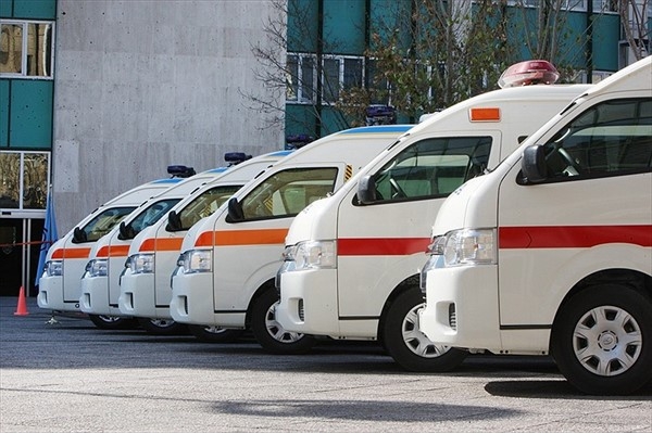 اورژانس: برخی از مسئولان با آمبولانس تردد می‌کنند