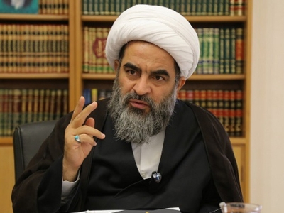 ایران باید در خط مقدم دفاع از اسلام باشد/ اقدام «ماکرون» دشمنی آشکار با اسلام است