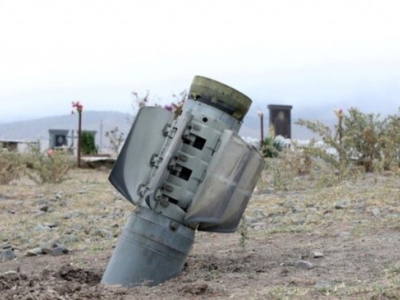 اصابت یک فروند موشک جنگ قره باغ به شهرستان هریس در آذربایجان شرقی