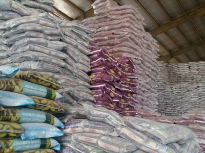 حدود پنج‌هزار تُن برنج و شکر در قم ذخیره سازی شده‌است