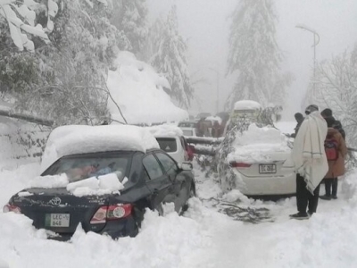 برف سنگین و مرگبار در شمال پاکستان