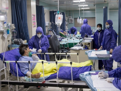 ۳۰۰ بیمار کرونایی در تهران منتظر تخت خالی/ پایتخت باید تعطیل شود