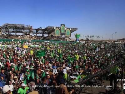 تجمع میلیونی در یمن به مناسبت میلاد پیامبر اکرم(ص)
