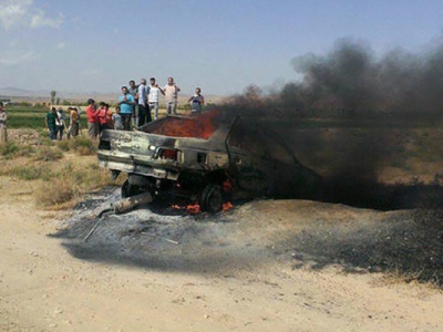 نجات معجزه آسای سرنشین خودرو آتش گرفته در جیرفت