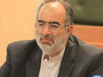 واکنش کنایه آمیز حسام الدین آشنا به سقوط دولت افغانستان
