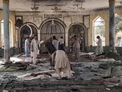 افزایش شمار شهدای حمله تروریستی به مسجد شیعیان پیشاور به ۵۶ نفر 