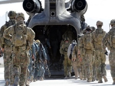 بازداشت چند آمریکایی مسلح در مسیر سفر به افغانستان