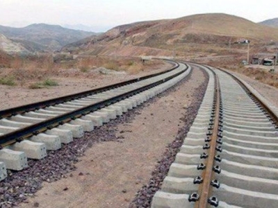 توافق ایران و عراق برای آغاز احداث مسیر ریلی راه‌آهن شلمچه - بصره