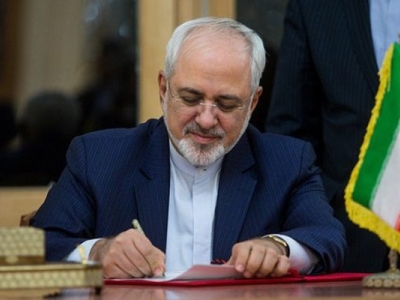 ظریف پس از سفر به کردستان: همسایگان اولویت ایران هستند