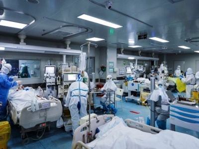 وزارت بهداشت: پیک کرونایی شدیدی را در سه هفته آینده تجربه خواهیم کرد