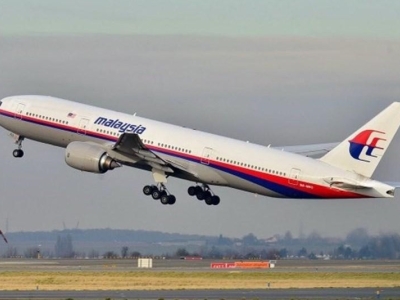 معمای هواپیمای مفقودشده مالزی؛ محتمل‌ترین گزینه سقوط به دلایل نظامی