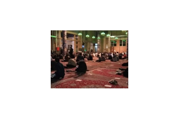 برگزاری مراسم مناجات خوانی در مسجد ارک؛ لجبازی یا ندانم کاری؟