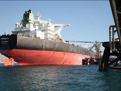 درخواست آمریکا از پاکستان برای توقیف یک کشتی ایرانی حامل نفت