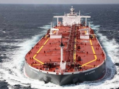 رویترز: نفتکش ایرانی ۲ میلیون بشکه میعانات گازی را در ونزوئلا تخلیه می‌کند