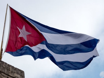 کوبا: آمریکا بدون قید و شرط همه تحریم‌های ایران را لغو کند