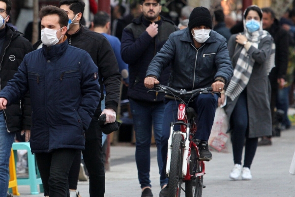 موافقت مشروط وزارت بهداشت با جریمه مالی افرادی که ماسک نمی زنند
