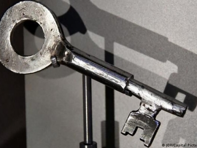 حراج کلید سلول زندان ماندلا در انگلیس خشم آفریقای جنوبی را برانگیخت