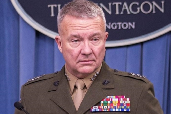 فرمانده سنتکام: فشار حداکثری علیه ایران جنبه نظامی ندارد/جنگ نمی‌خواهیم