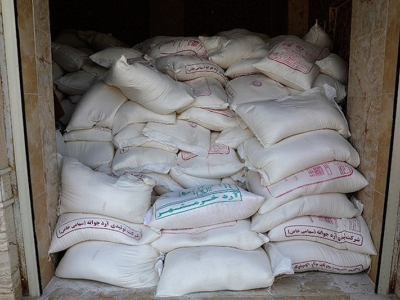 کشف بیش از هزار ۹۰۰ کیلو آرد قاچاق در قم