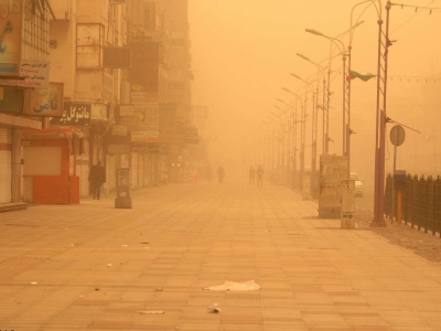 بغداد: طوفان گرد و خاک روزانه ۱۰ میلیارد دینار به عراق خسارت می‌زند