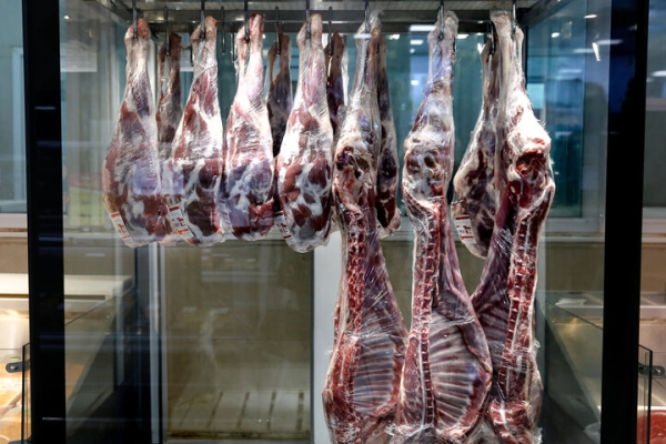 قیمت گوشت گوسفندی رکورد زد؛ شقه کیلویی ۱۴۰