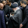 نوه‌های شهید رئیسی در آغوش رهبر انقلاب