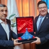 احمدی نژاد با این هدیه ۳ میلیون تومانی به گواتمالا رفت