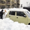 برف سنگین در ژاپن جان ۱۳ نفر را گرفت