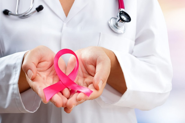 ثبت سالانه ۱۵ هزار ابتلای جدید به سرطان سینه در کشور