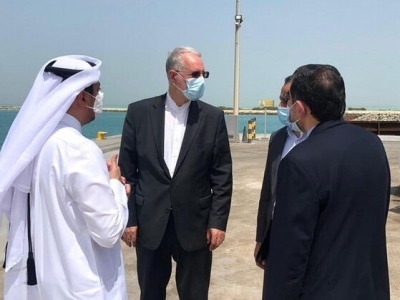 پیگیری سفیر ایران برای حل مشکل تأخیر در ترخیص کالاهای کشتی‌های ایرانی در قطر