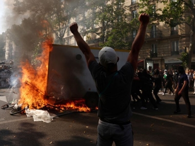 اشغال مقر بازی‌های المپیک تابستانی پاریس توسط معترضان فرانسوی