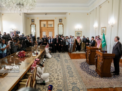 تفاهم تهران و ریاض برای تشکیل کمیته‌های مشترک سیاسی و اقتصادی
