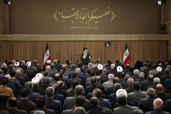 توصیه موکد من تعامل سازنده مجلس با دولت جدید است توصیه موکد من تعامل سازنده مجلس با دولت جدید است