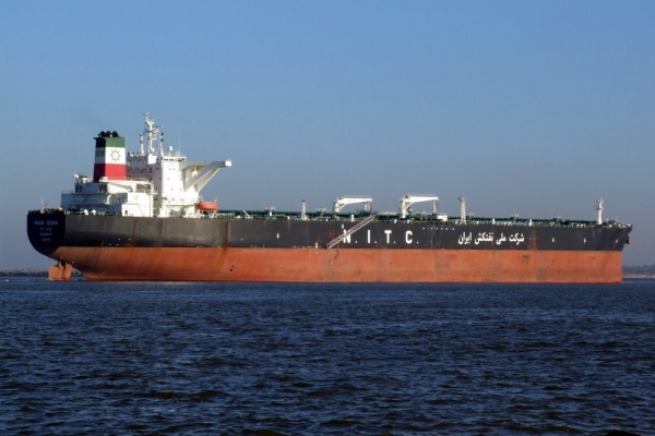 واشنگتن ۵۰۰ هزار بشکه نفت ایران را ضبط کرد