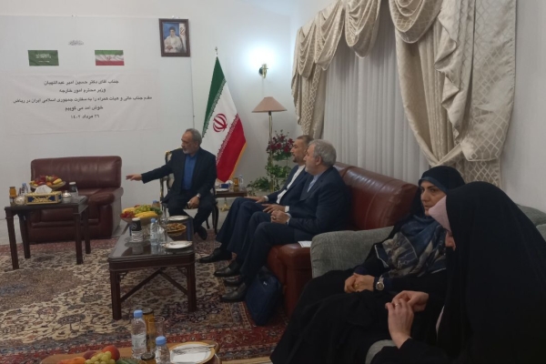 بازدید امیرعبداللهیان از سفارت جمهوری اسلامی ایران در ریاض