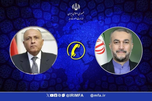 رایزنی وزیران امور خارجه ایران و مصر در مورد راه‌های توسعه روابط