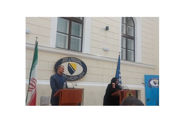 حجاب خانم وزیر در واکنش به پیش داوری ها درباره ایران