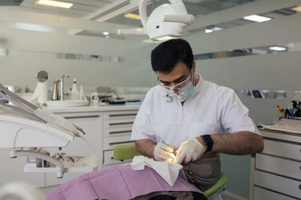 از فایده جرم‌گیری دندان‌ها چه می‌دانیم؟