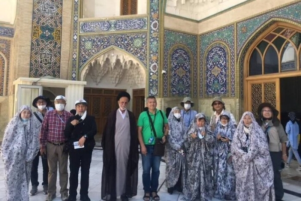 بازدید ۵۴ هزار و ۲۰۰ زائر و گردشگر بین‌المللی از حرم حضرت معصومه(س)