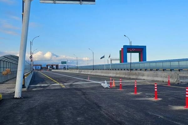 افتتاح پل مرزی اتومبیل‌رو آستارا با حضور معاون وزیر راه