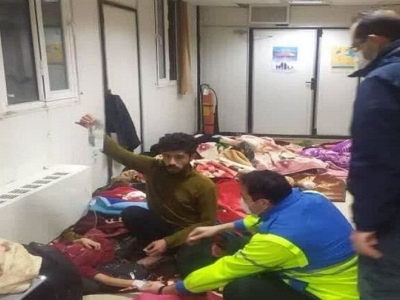۳۰ تبعه سوری گرفتار در برف و کولاک مرز بانه نجات یافتند