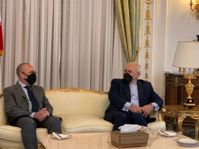 رایزنی ظریف با رییس کمیسیون سیاست خارجی سنای ایتالیا