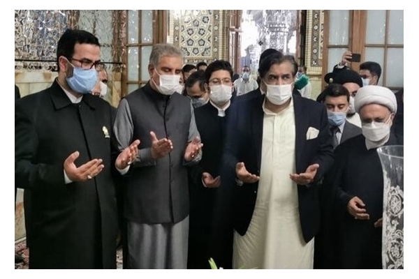 حضور وزیر امور خارجه پاکستان در حرم امام رضا (ع)+ تصاویر