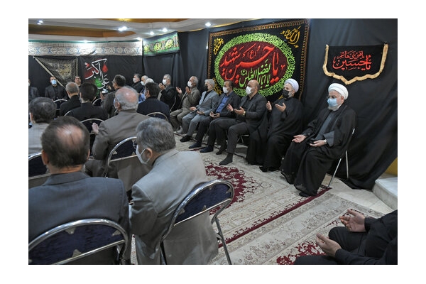 مراسم عزاداری سالار شهیدان در دفتر دکتر روحانی+ تصاویر