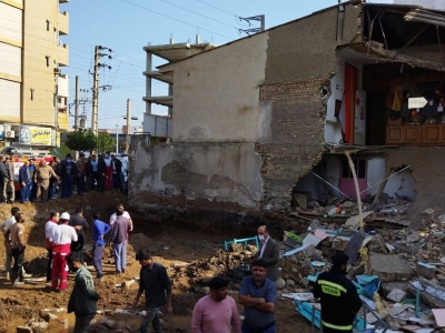 تخریب یک مدرسه در علی‌آبادکتول/15 معلم و دانش آموز زخمی شدند